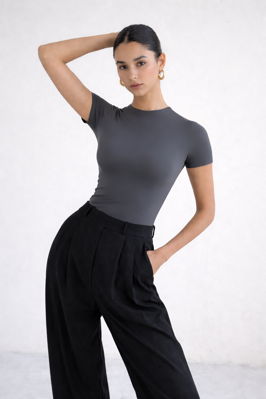 Kit 4 Blusas BasicSense - Off White, Preta, Cinza e Marrom